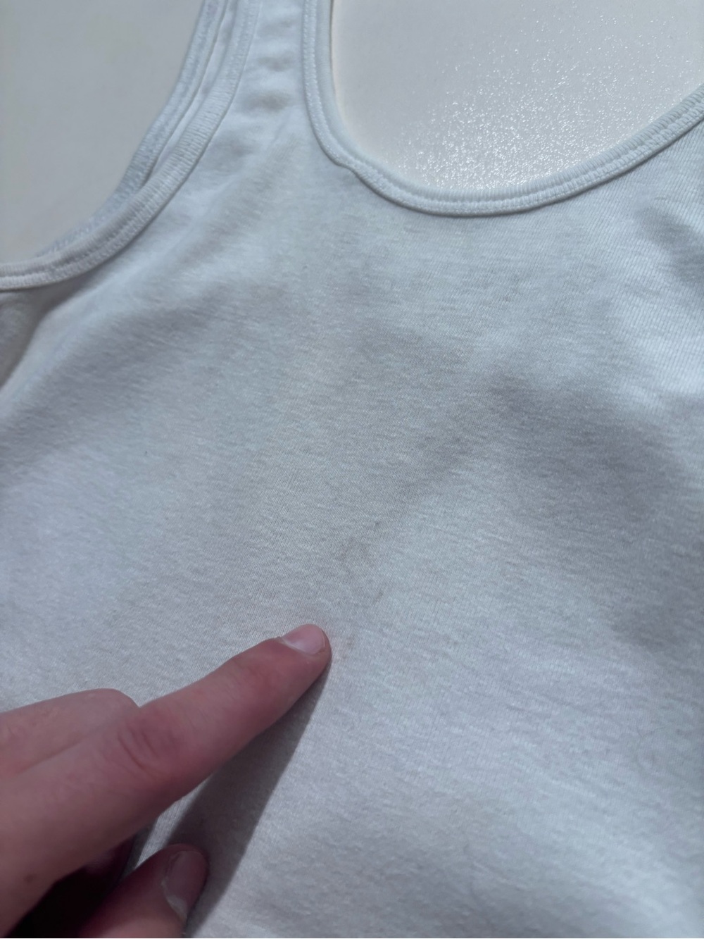 2000s Y2K women’s guess tank top shirt heart with wings - Picture 5 of 10